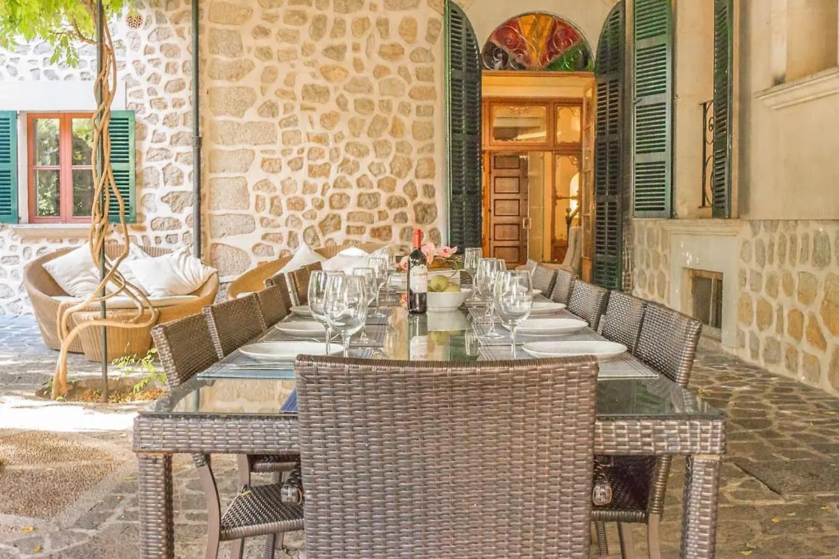 Can Jaume Sóller Apartment